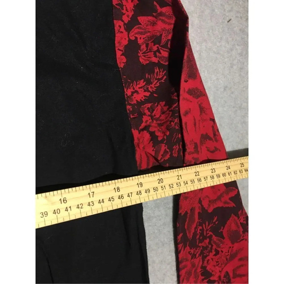 Womens Vintage Button Up Size Large Black Red Floral Mixed Pattern Large Pockets - Picture 3 of 4